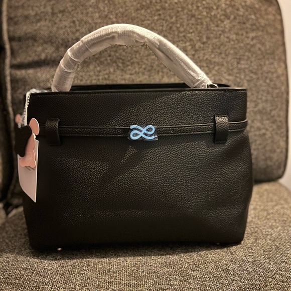 Black Satchel with Sleek Modern Design - Picture 2 of 6